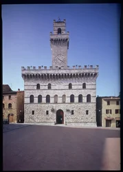 Vue extérieure du Palazzo Communale, Montepulciano
